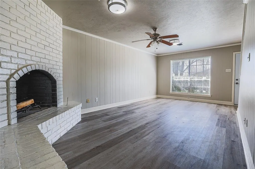 13315 Southview Lane