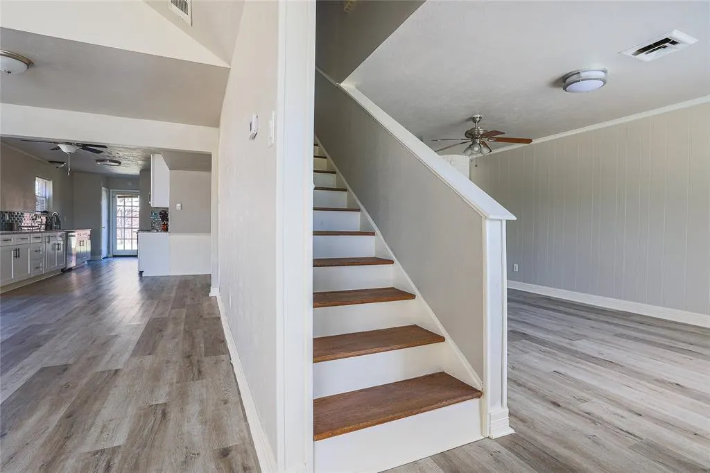 13315 Southview Lane