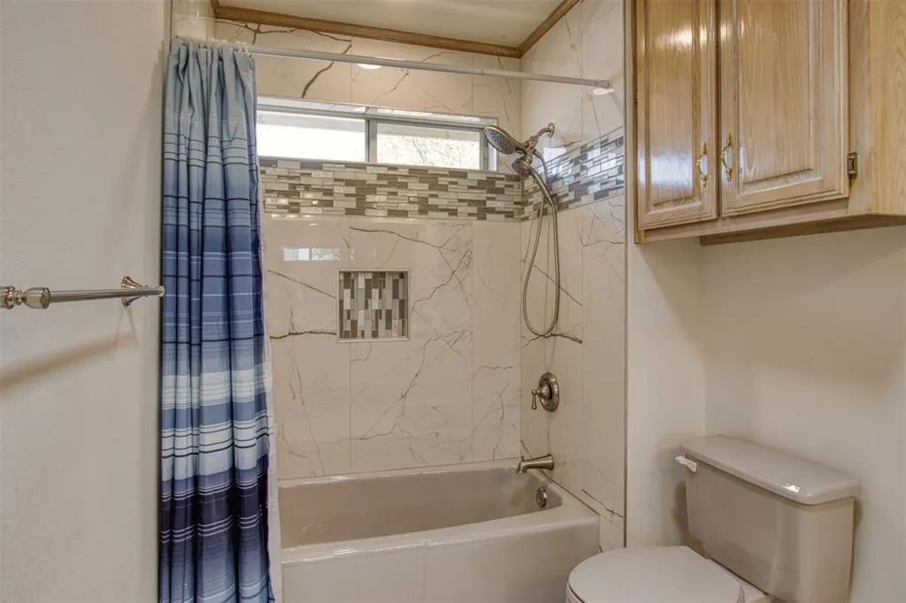 4564 Hitching Post Lane