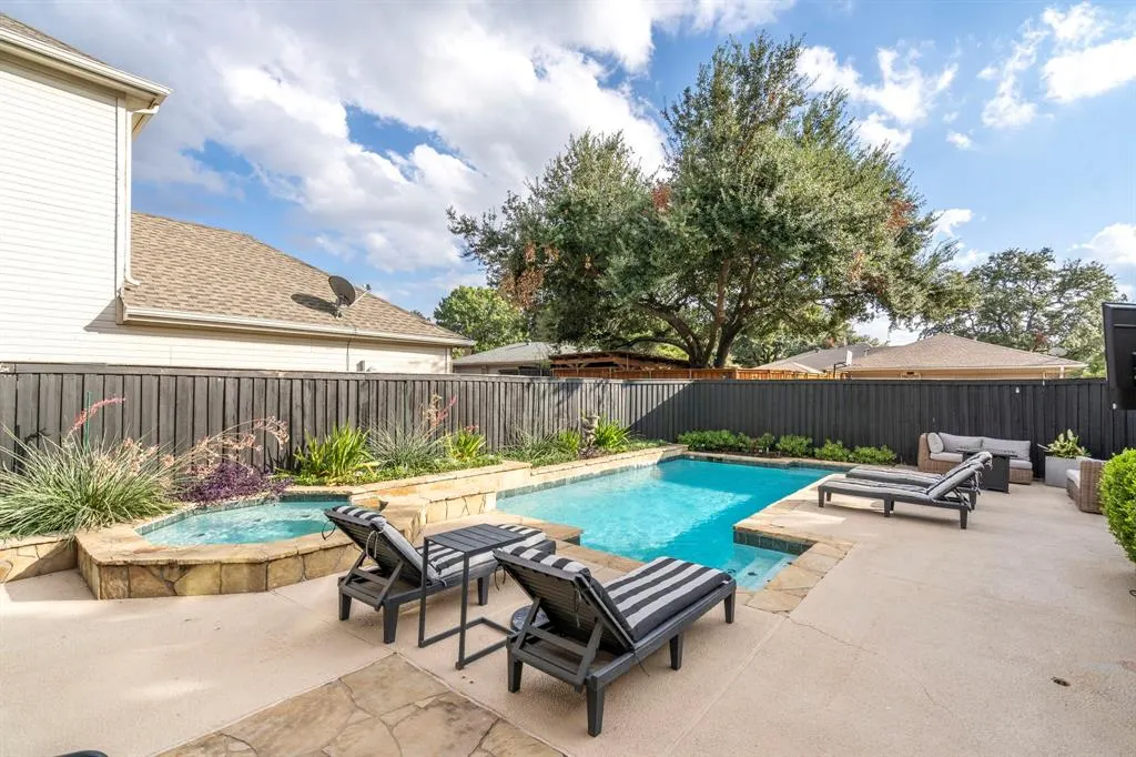 7610 Chadwick Court