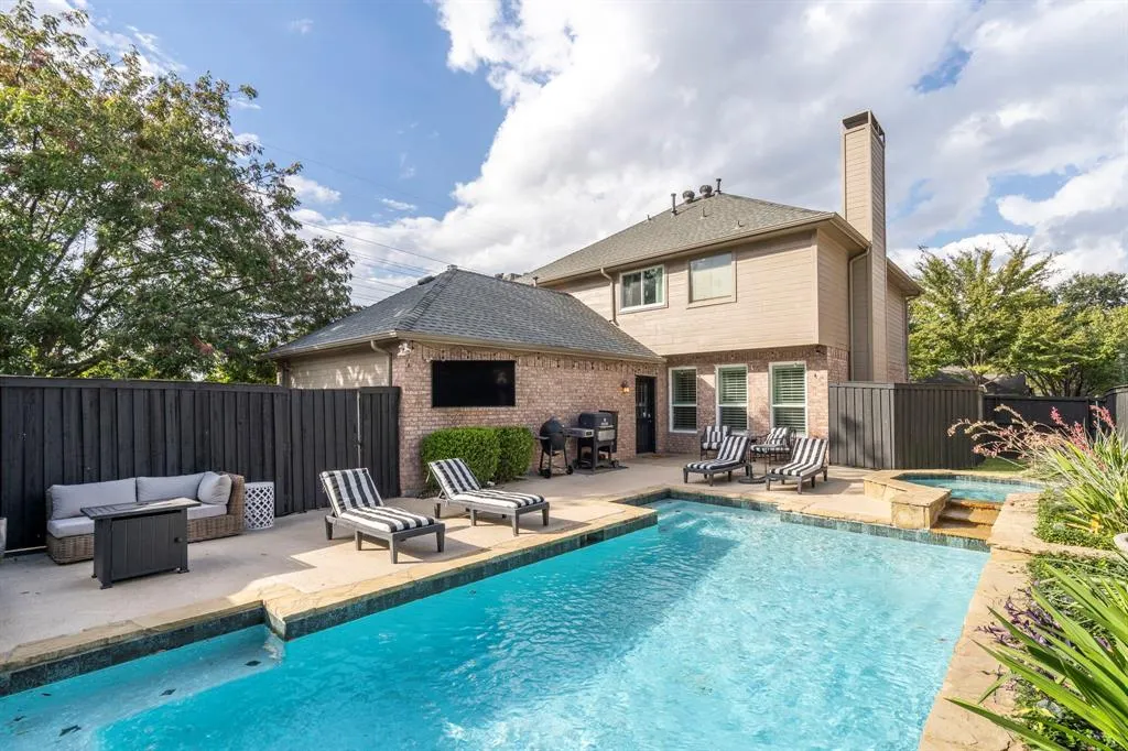 7610 Chadwick Court