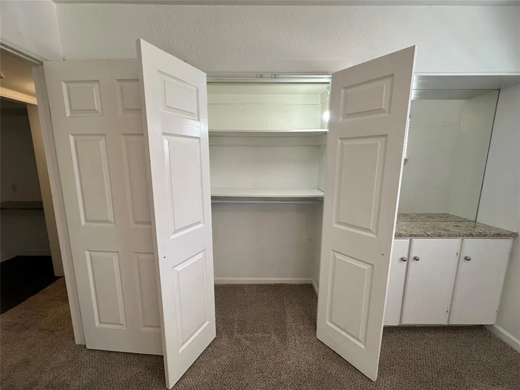 4206 Hawthorne Avenue, #104