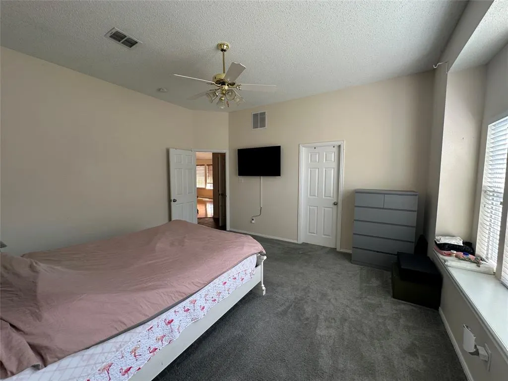 803 Carolyn Lane