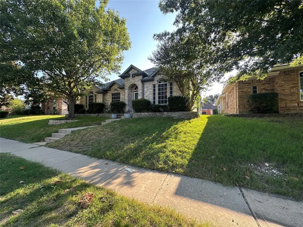 803 Carolyn Lane