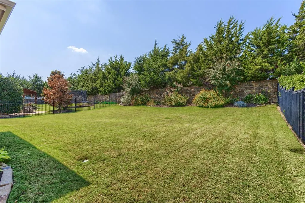 5700 River Highlands Drive