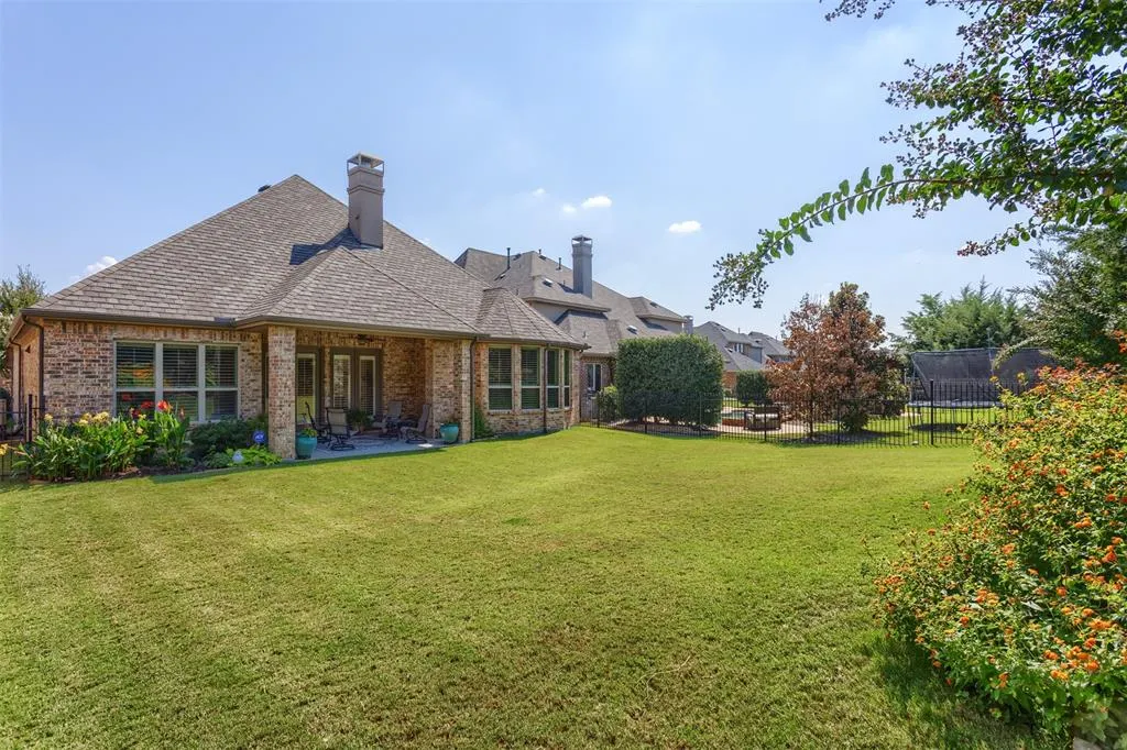 5700 River Highlands Drive