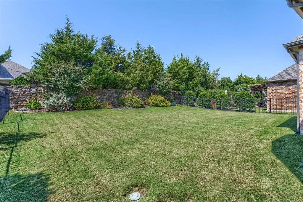 5700 River Highlands Drive