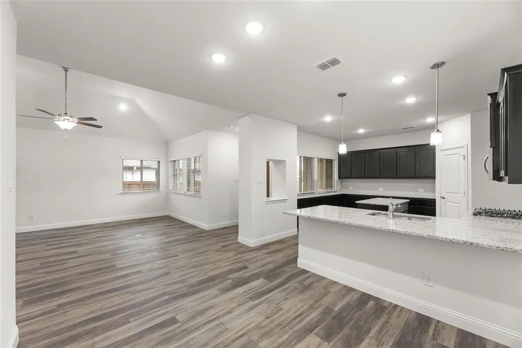 1704 Meadow Crest Drive
