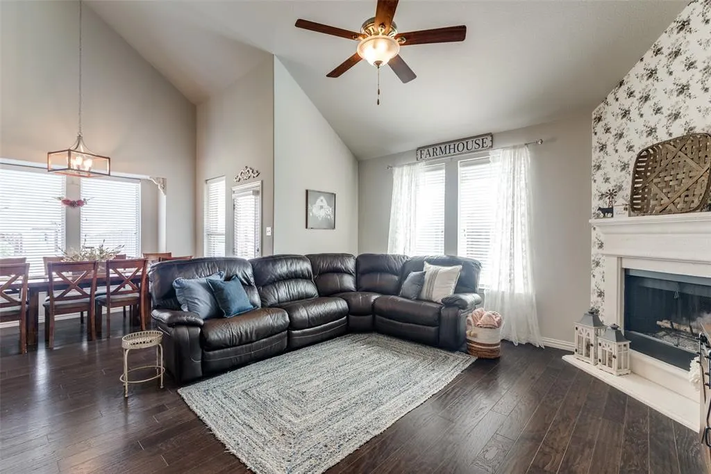 5705 Bender Ridge Drive