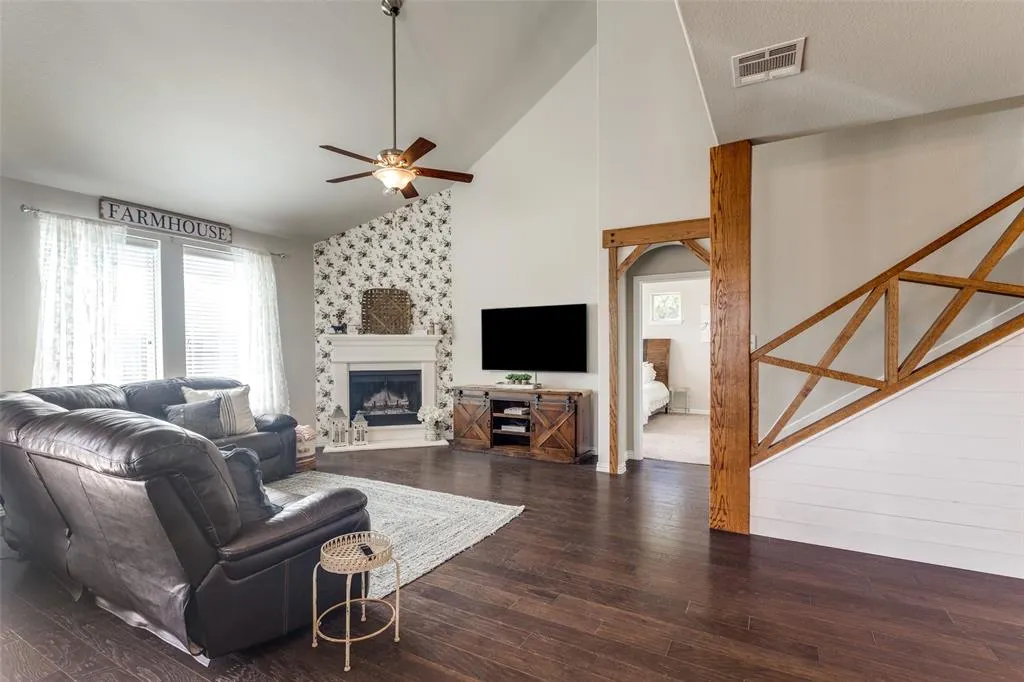 5705 Bender Ridge Drive
