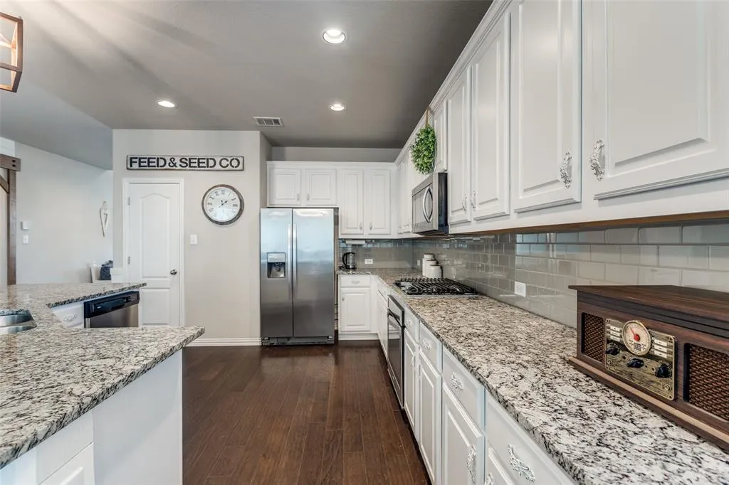 5705 Bender Ridge Drive