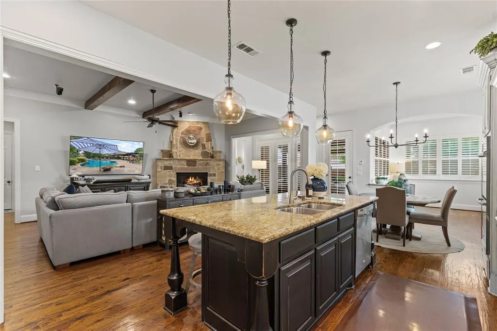 855 Blackwood Drive