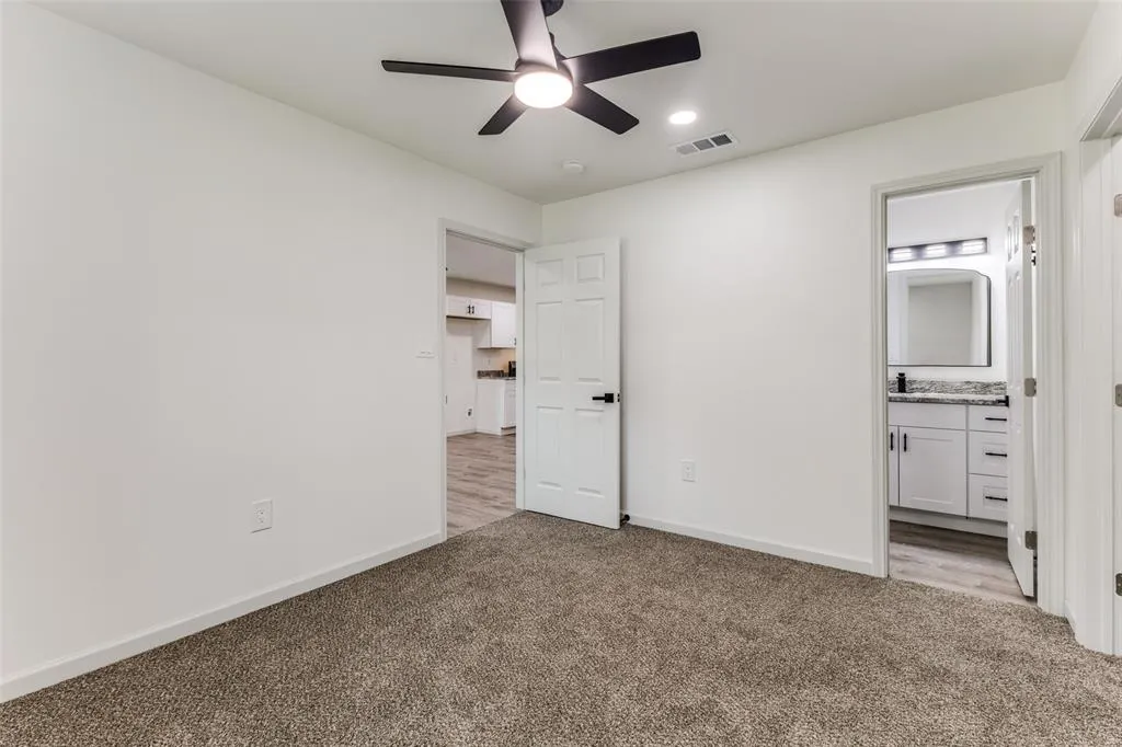 3025 Dahlia Drive