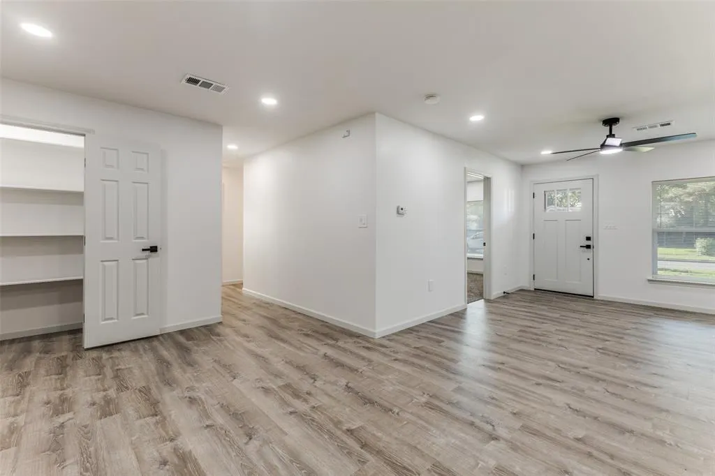 3025 Dahlia Drive