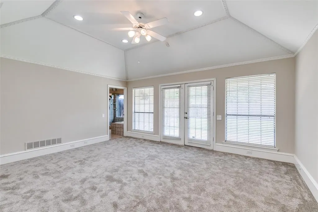 6116 Southern Knoll Drive