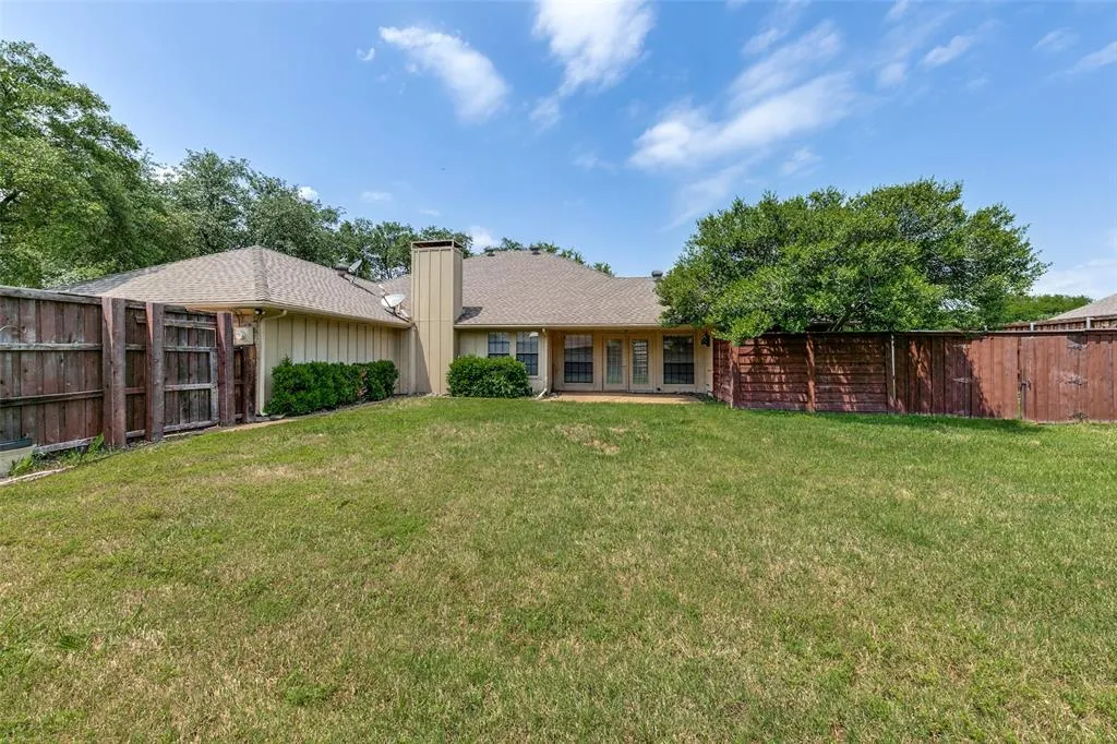 6116 Southern Knoll Drive