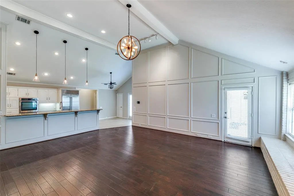 6116 Southern Knoll Drive