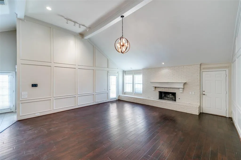 6116 Southern Knoll Drive