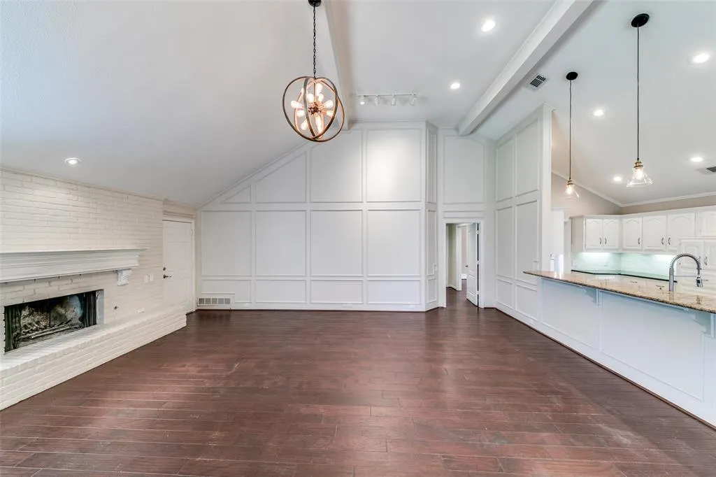 6116 Southern Knoll Drive