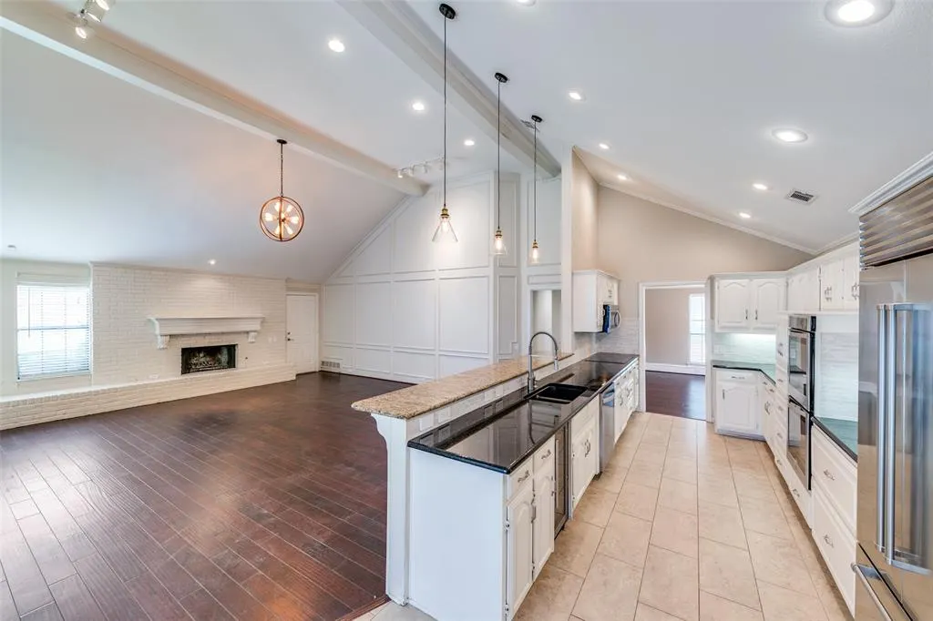 6116 Southern Knoll Drive