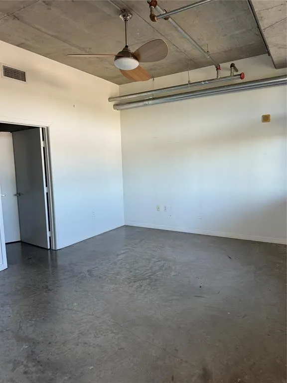 1001 Belleview Street, #201