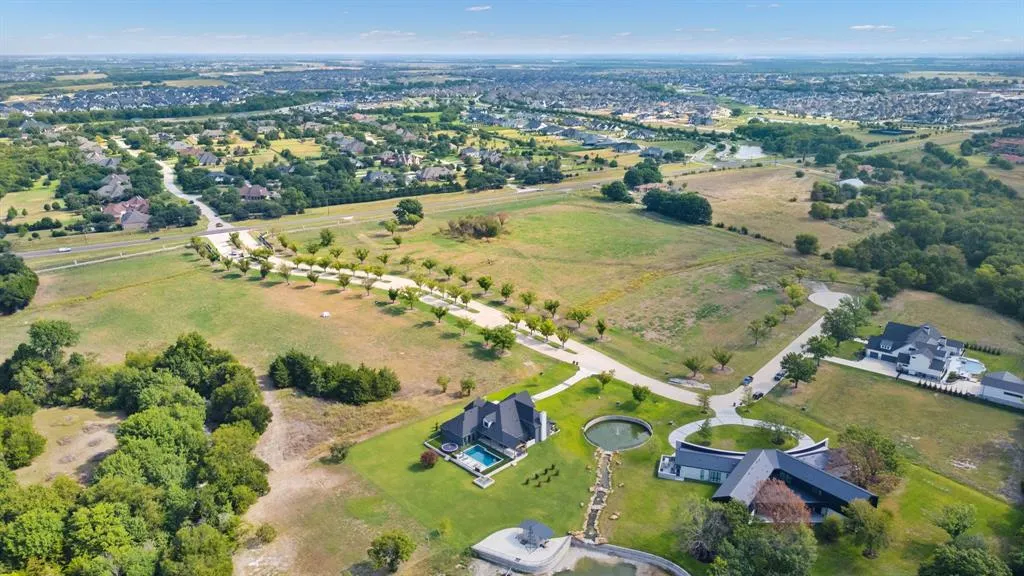 2031 Pebble Creek