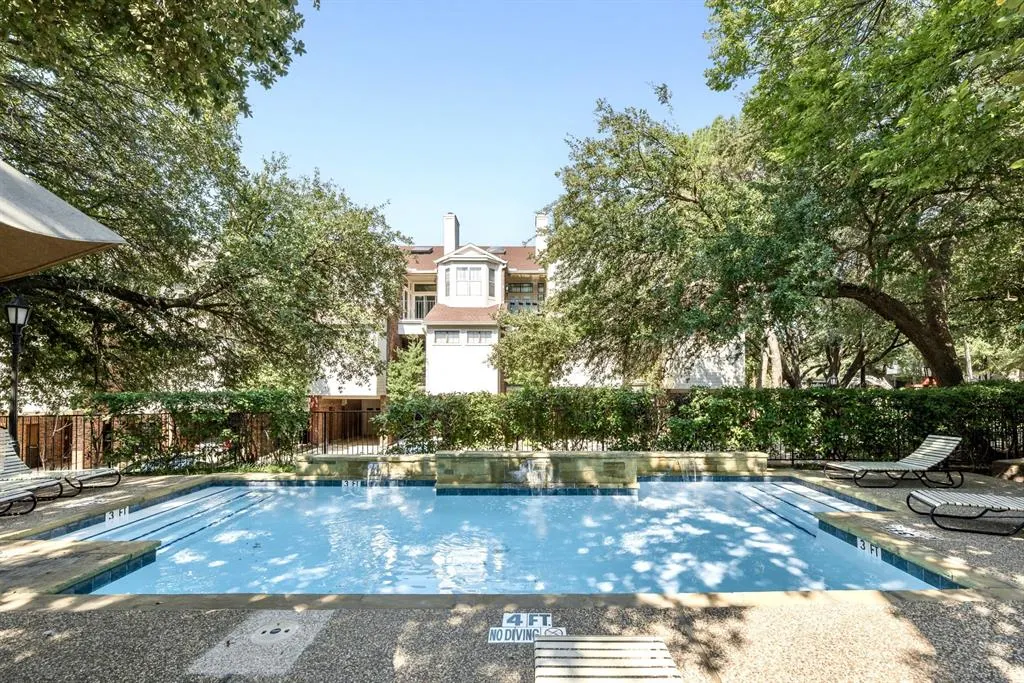 3235 Cole Avenue, #55