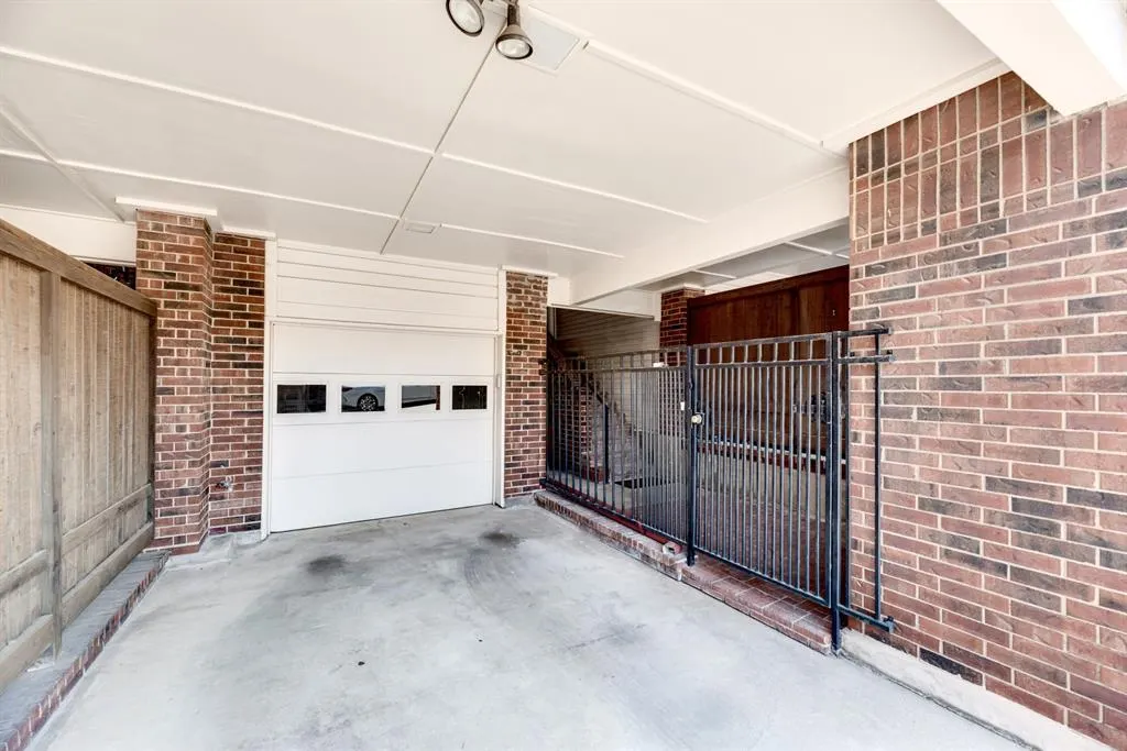 3235 Cole Avenue, #55
