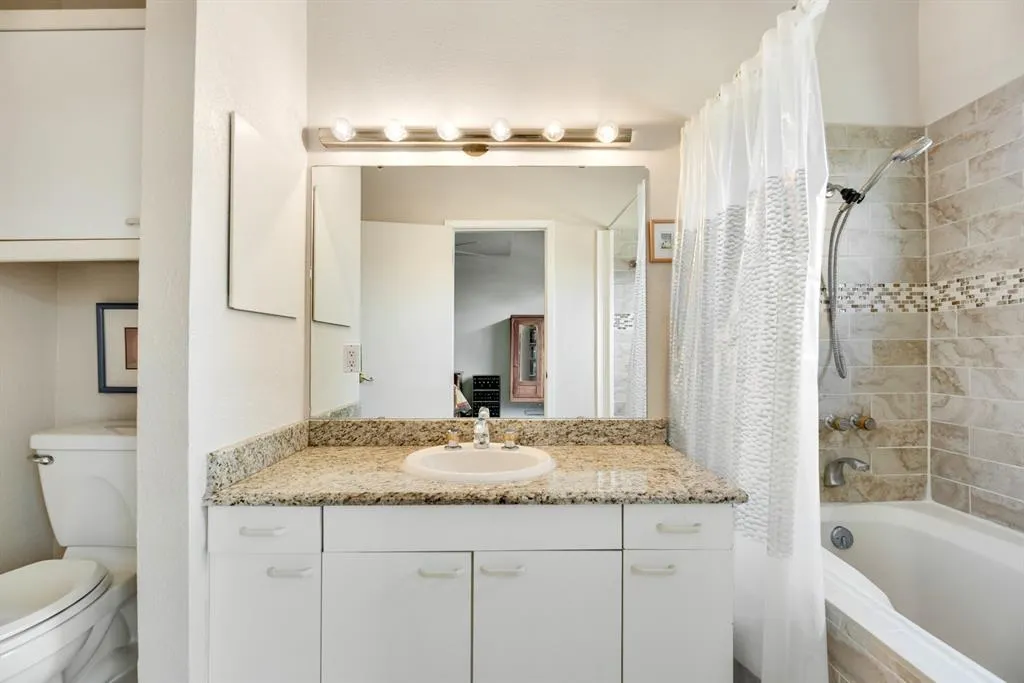3235 Cole Avenue, #55