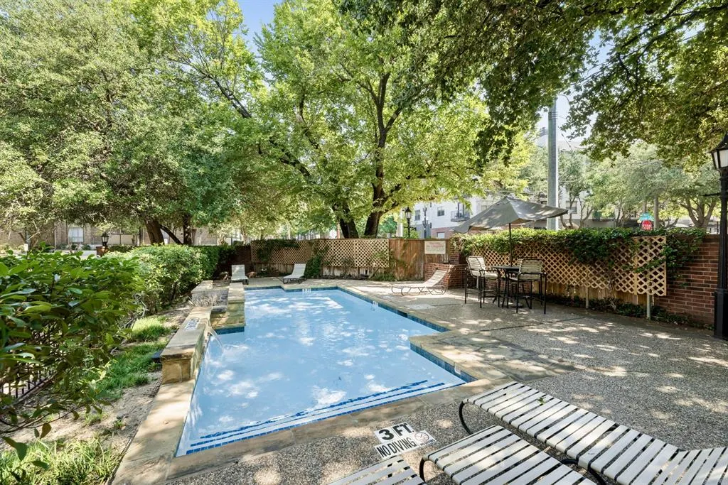 3235 Cole Avenue, #55