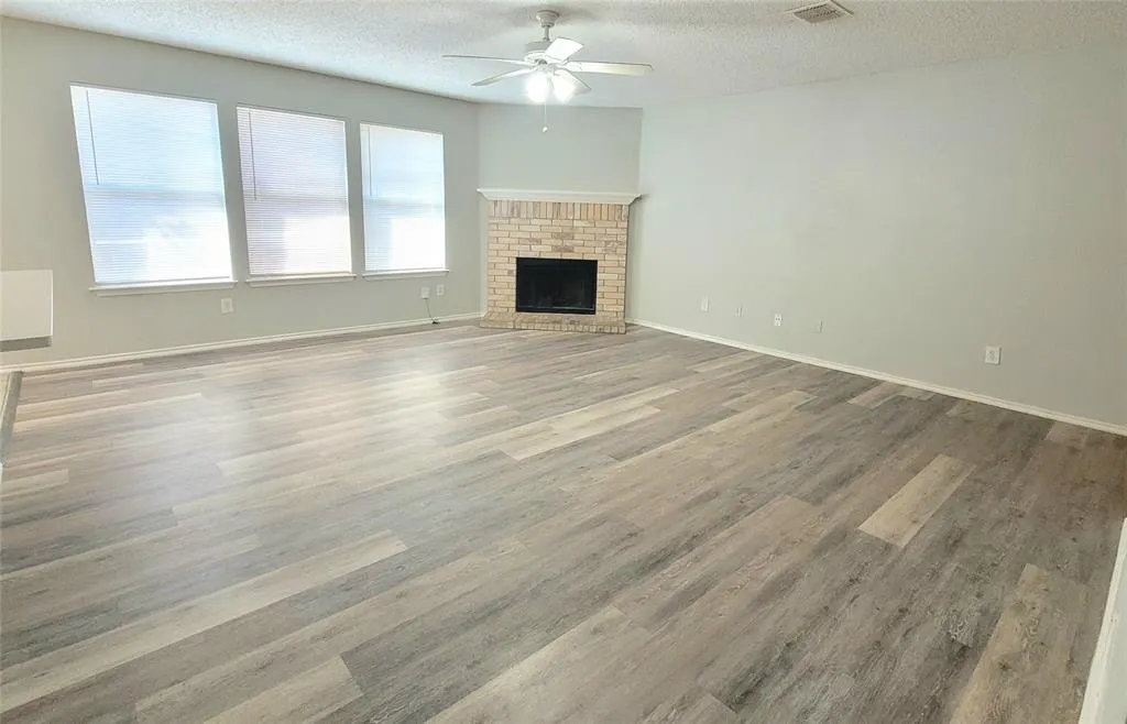 2710 Bishop Allen Lane