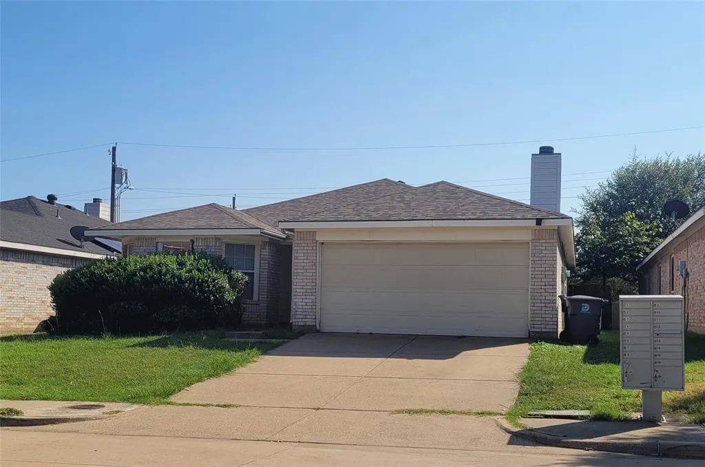 2710 Bishop Allen Lane