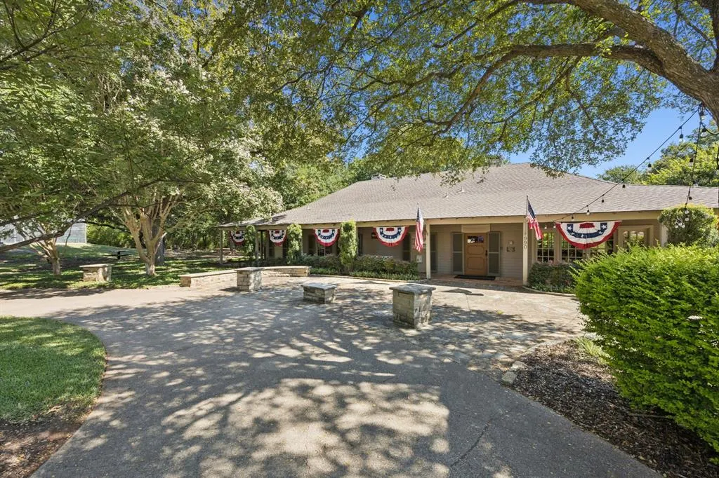 1230 Covina Court