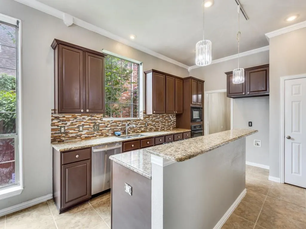 2817 Pioneer Drive