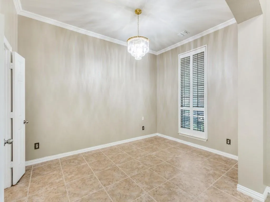 2817 Pioneer Drive