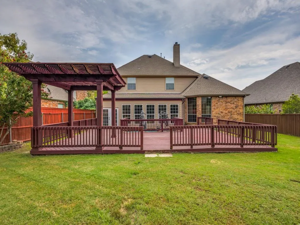 2817 Pioneer Drive