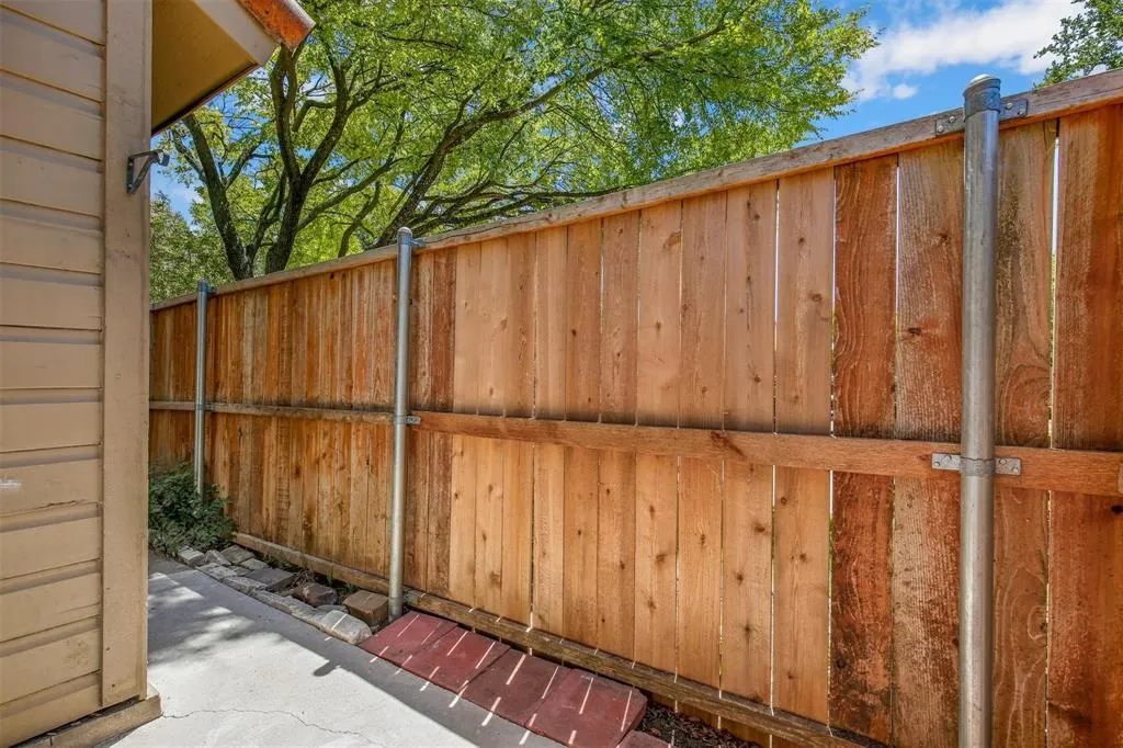 333 Melrose Drive, #27D
