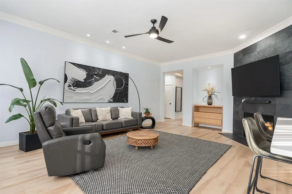8204 Bartley Circle