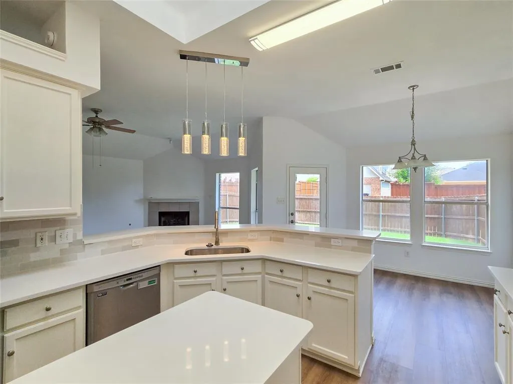 11144 Creekwood Drive