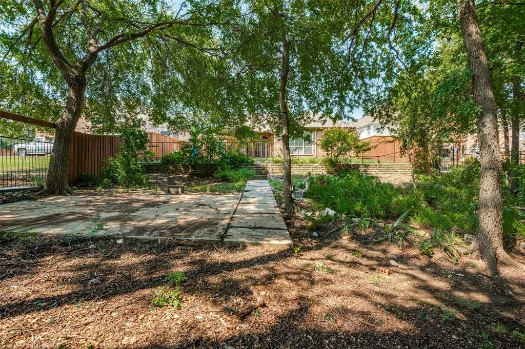 11202 Coralberry Drive