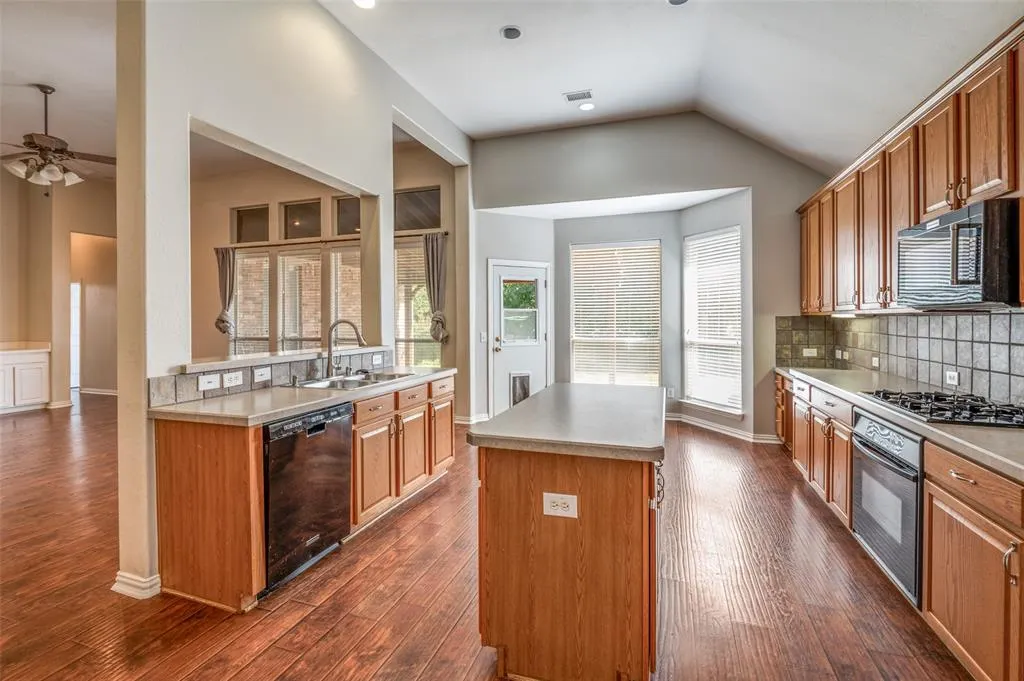 11202 Coralberry Drive