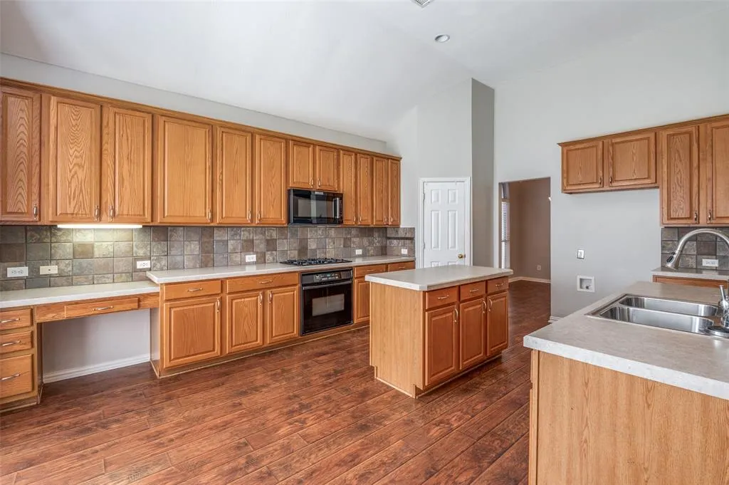 11202 Coralberry Drive