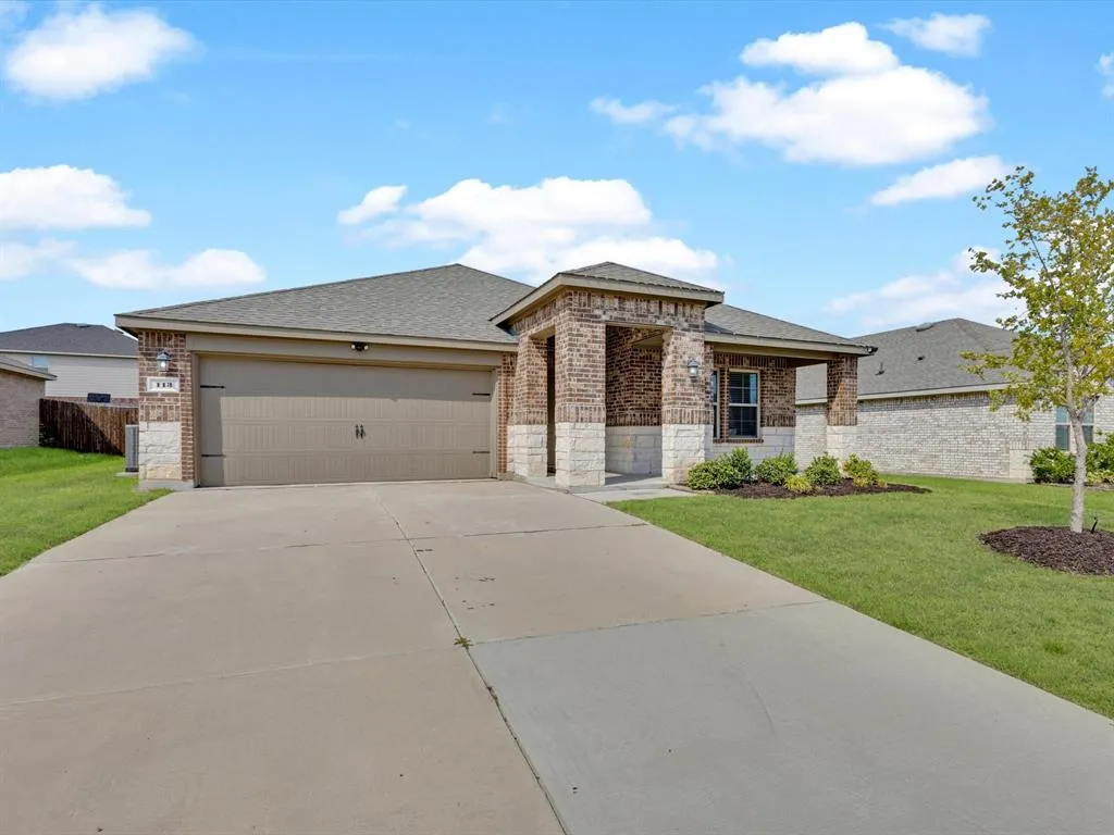 113 Ginger Avenue