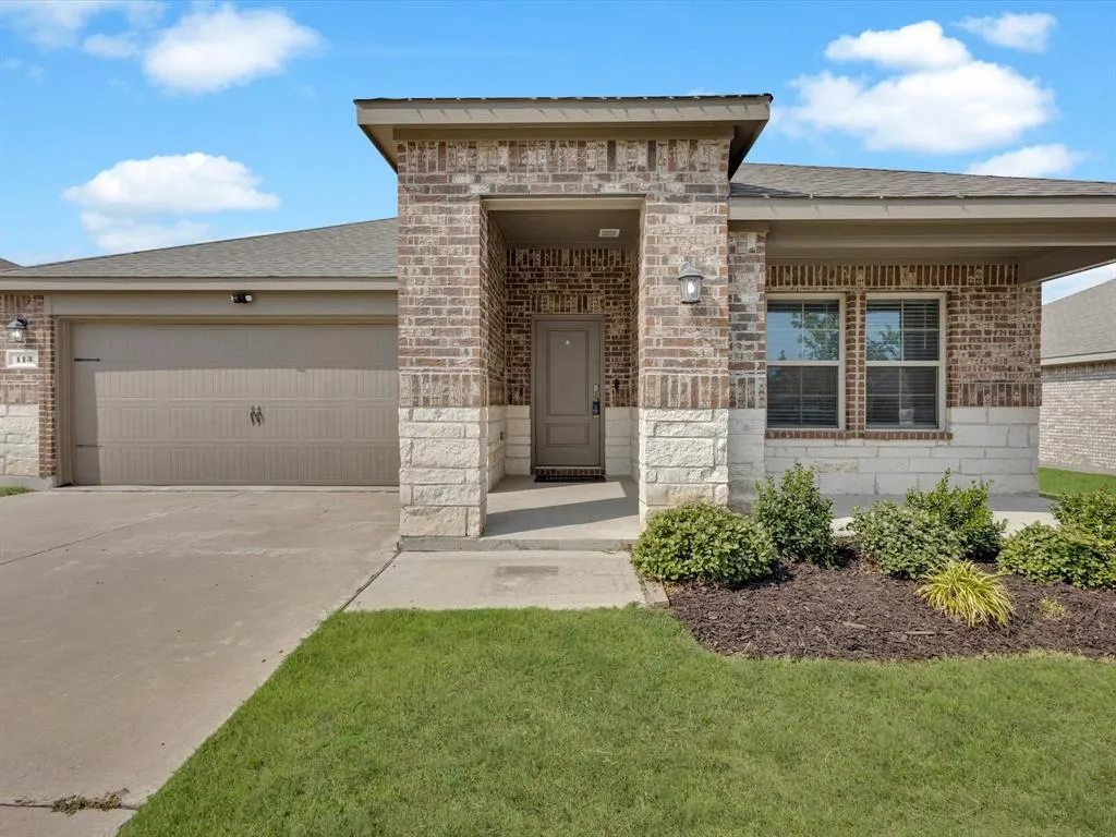 113 Ginger Avenue