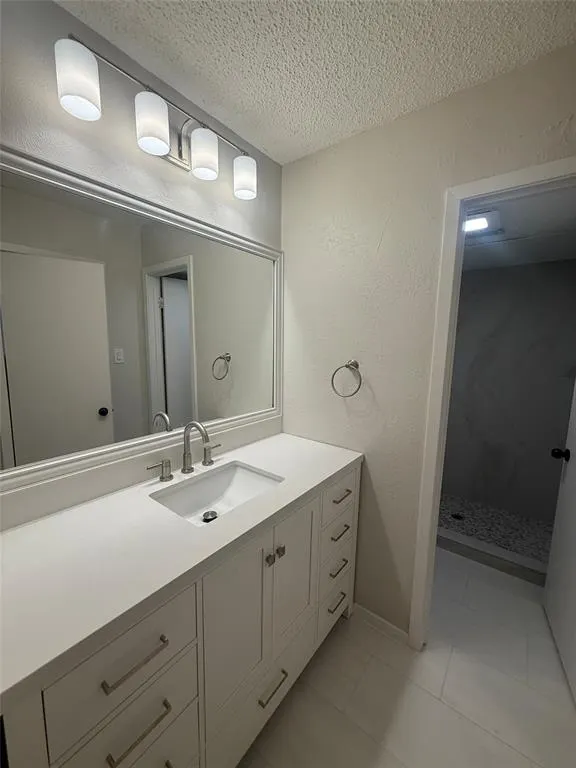 333 Melrose Drive, #5B