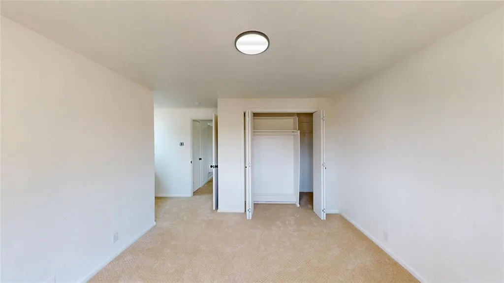 2534 N Saint Augustine Drive