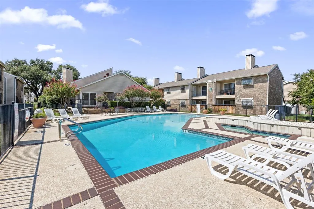 4748 Old Bent Tree Lane, #301