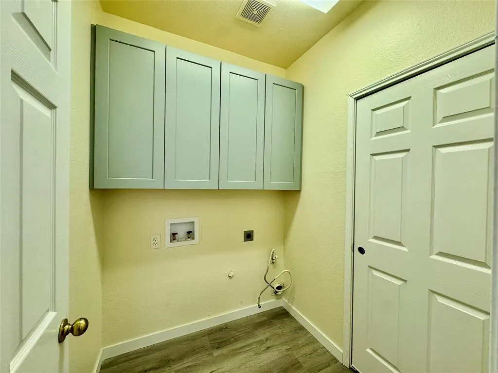 4337 Brinker Court