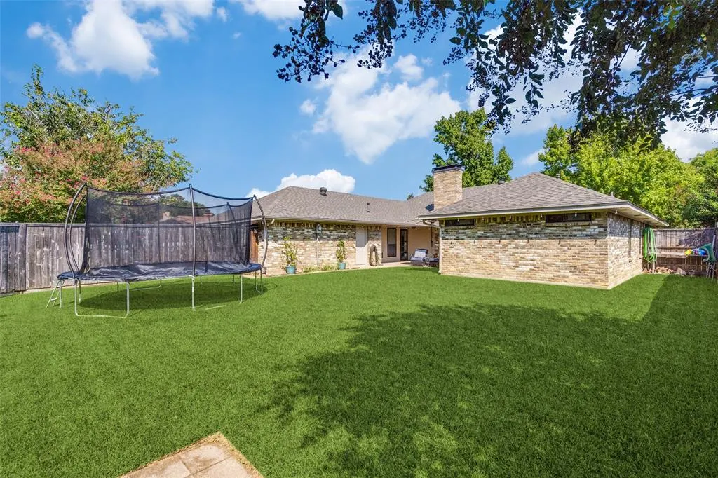 1704 Serenade Lane