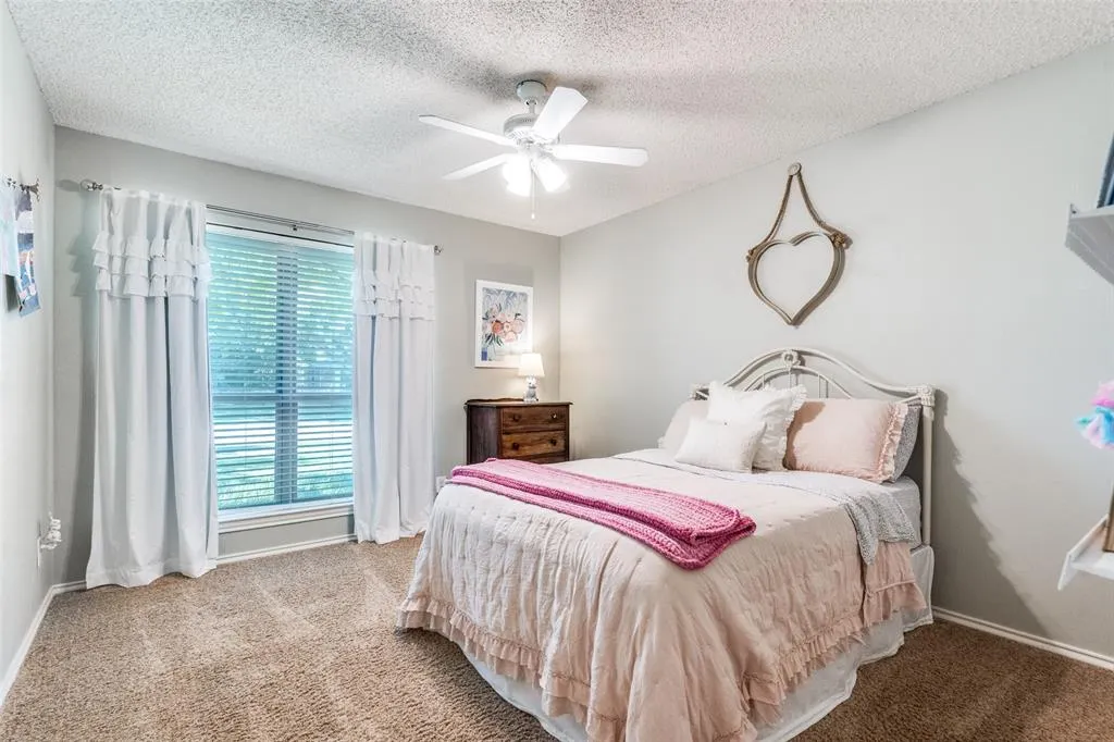 1704 Serenade Lane